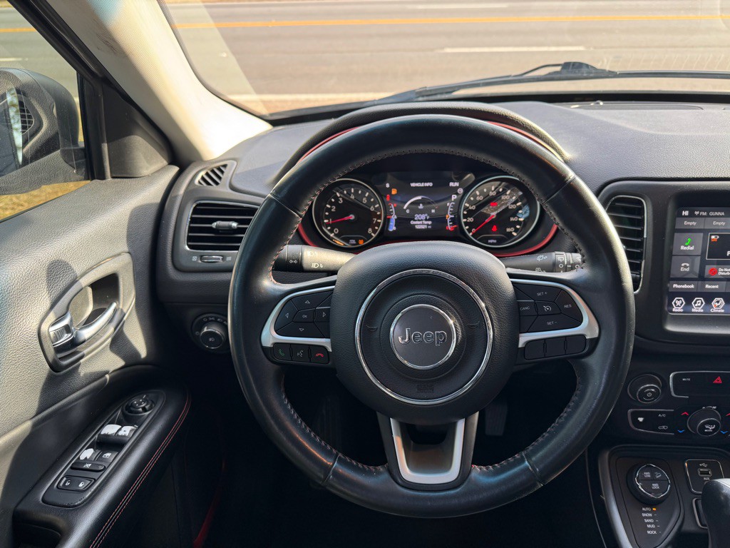 2018 Jeep Compass Image 14