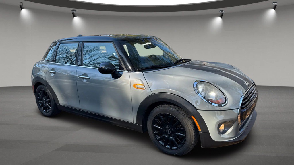 2016 MINI Cooper Image 3