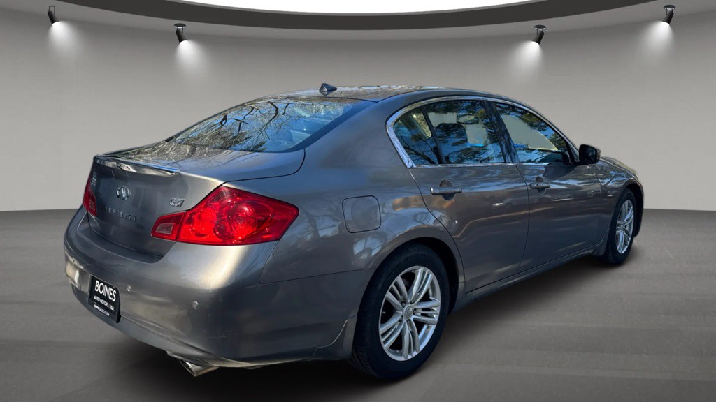 2010 INFINITI G37 Image 5