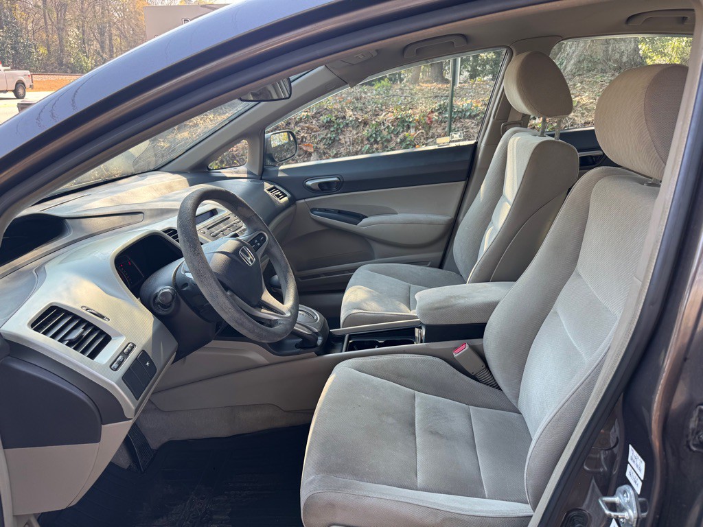 2010 Honda Civic Image 8