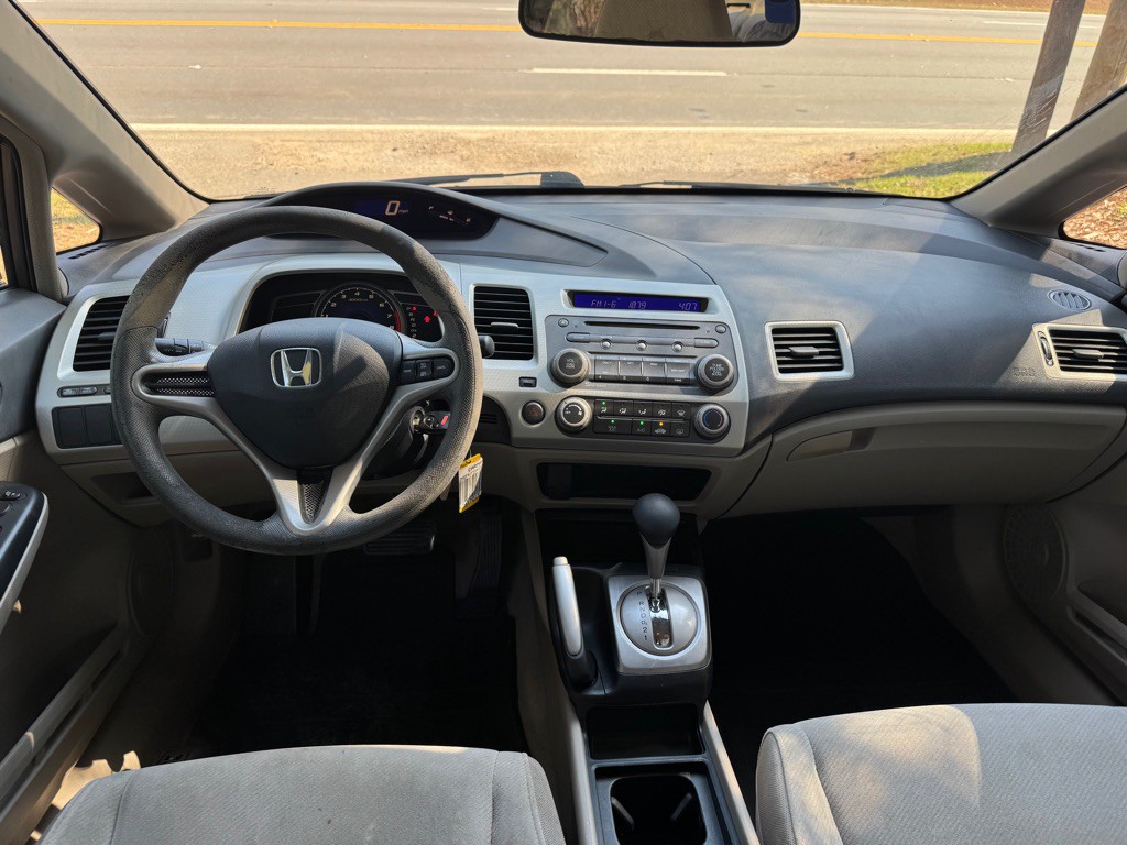 2010 Honda Civic Image 9