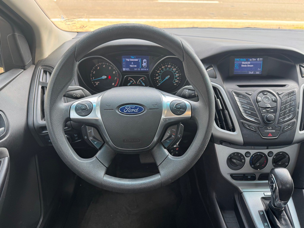 2012 Ford Focus Image 10
