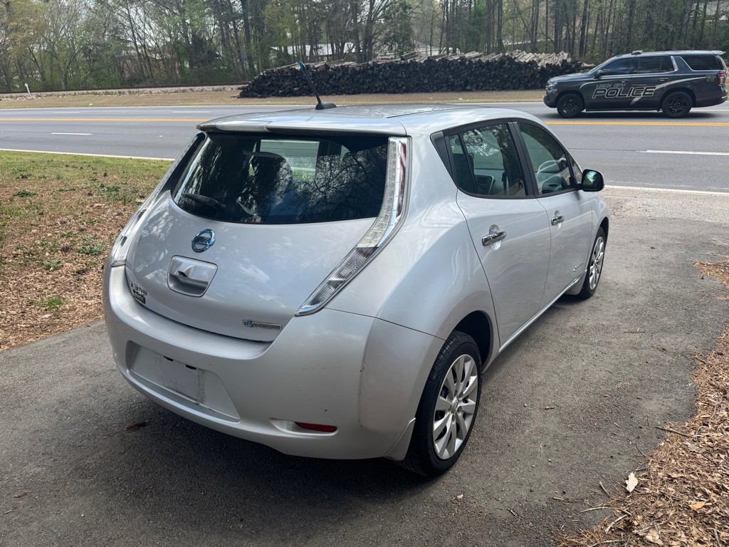 2013 Nissan Leaf Image 4