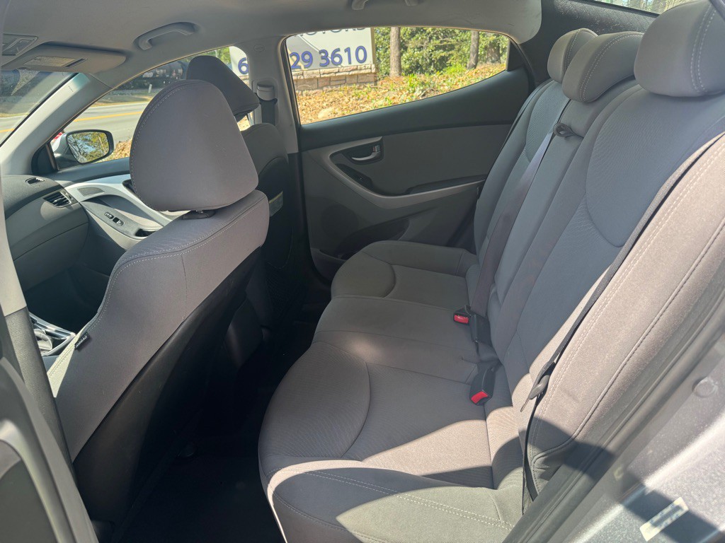 2014 Hyundai Elantra Image 7