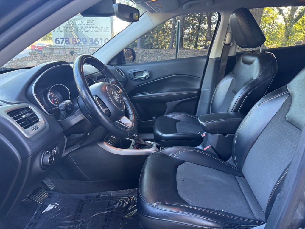 2018 Jeep Compass Image 9