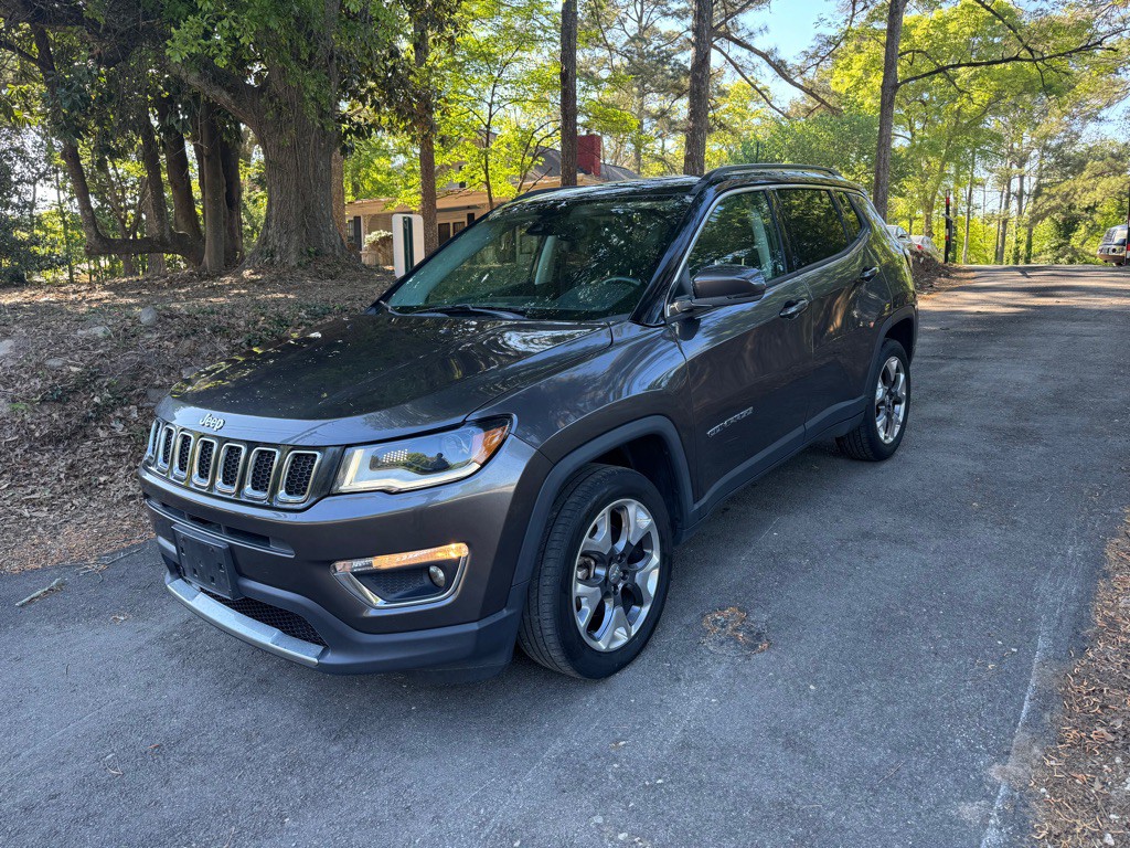 2018 Jeep Compass Image 1