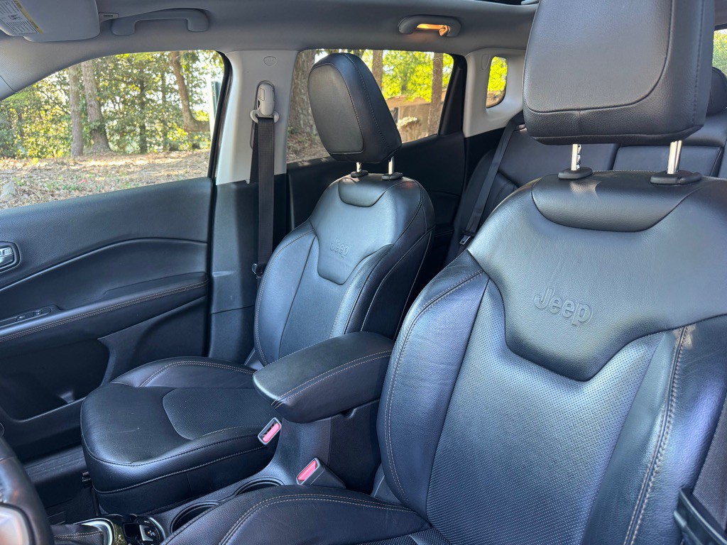 2018 Jeep Compass Image 11