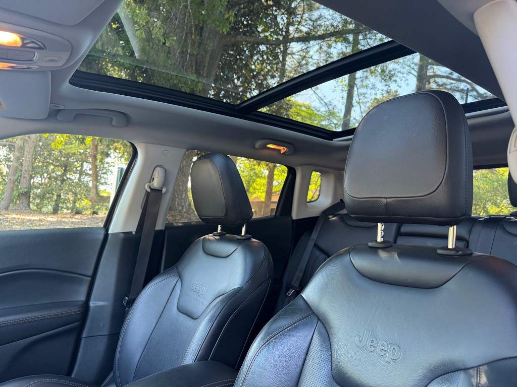 2018 Jeep Compass Image 12