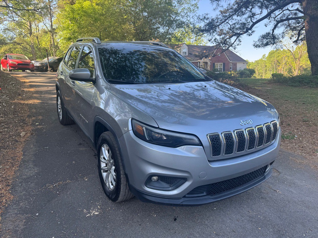 2019 Jeep Cherokee Image 3