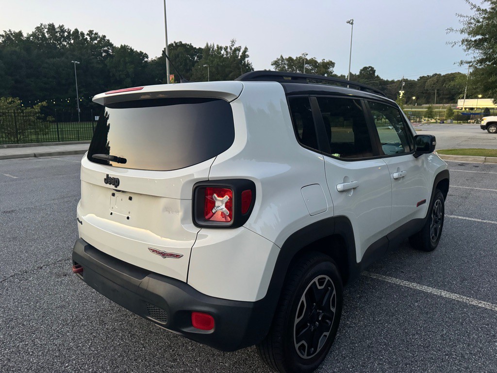 2016 Jeep Renegade Image 4