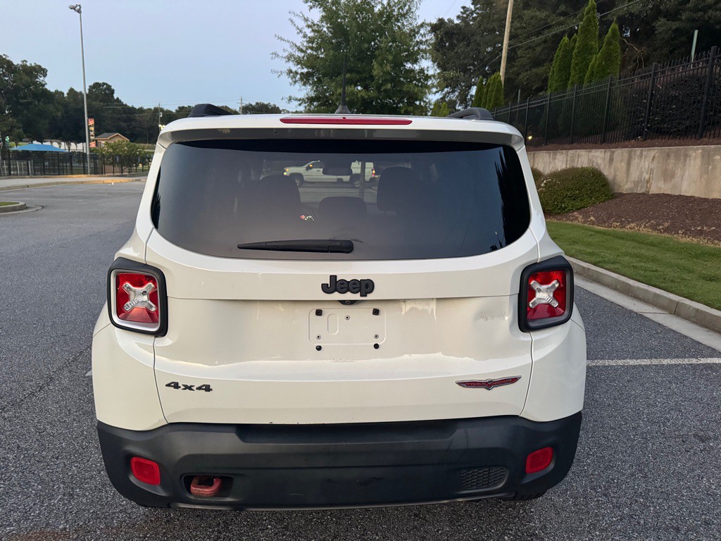 2016 Jeep Renegade Image 5