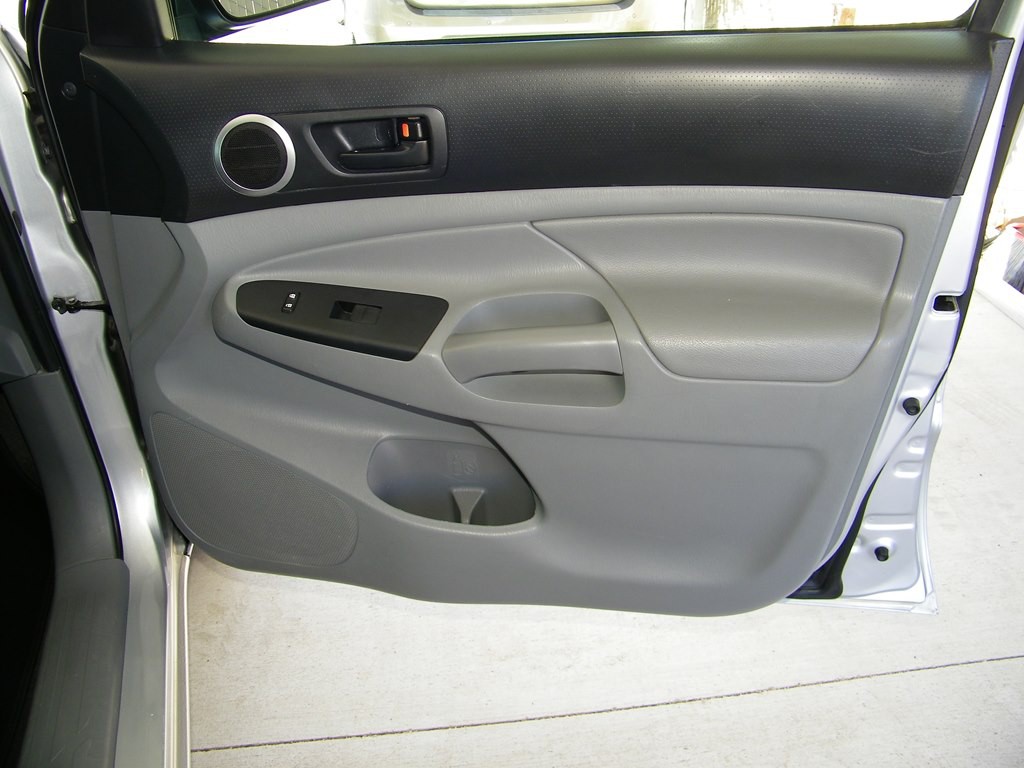 2012 Toyota Tacoma Image 24