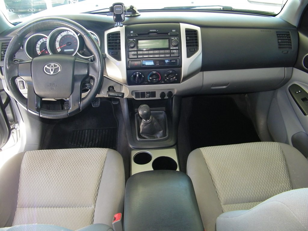 2012 Toyota Tacoma Image 32