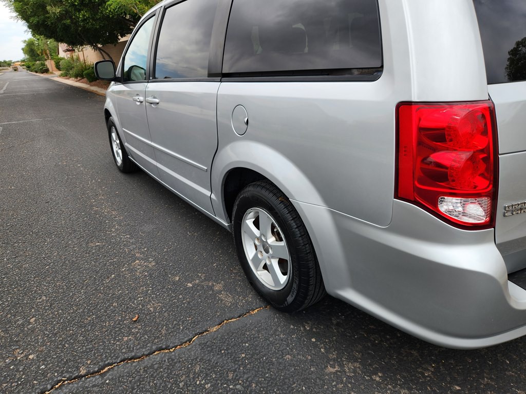 2012 Dodge Grand Caravan Image 10