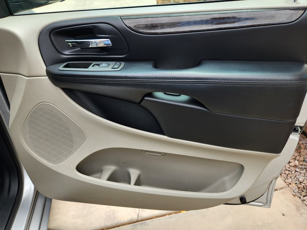 2012 Dodge Grand Caravan Image 23