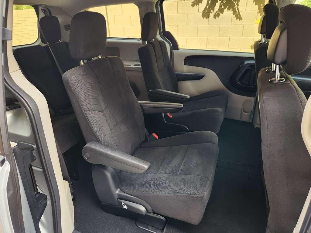 2012 Dodge Grand Caravan Image 24