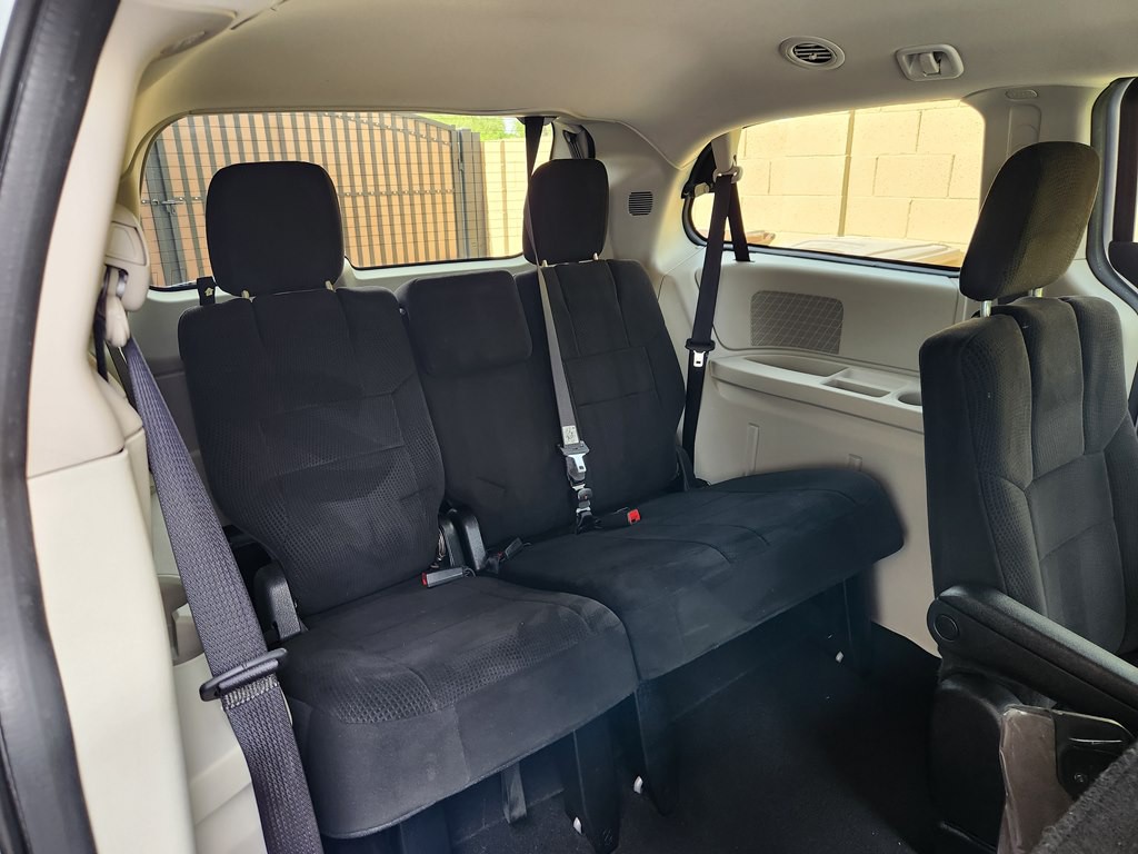 2012 Dodge Grand Caravan Image 25