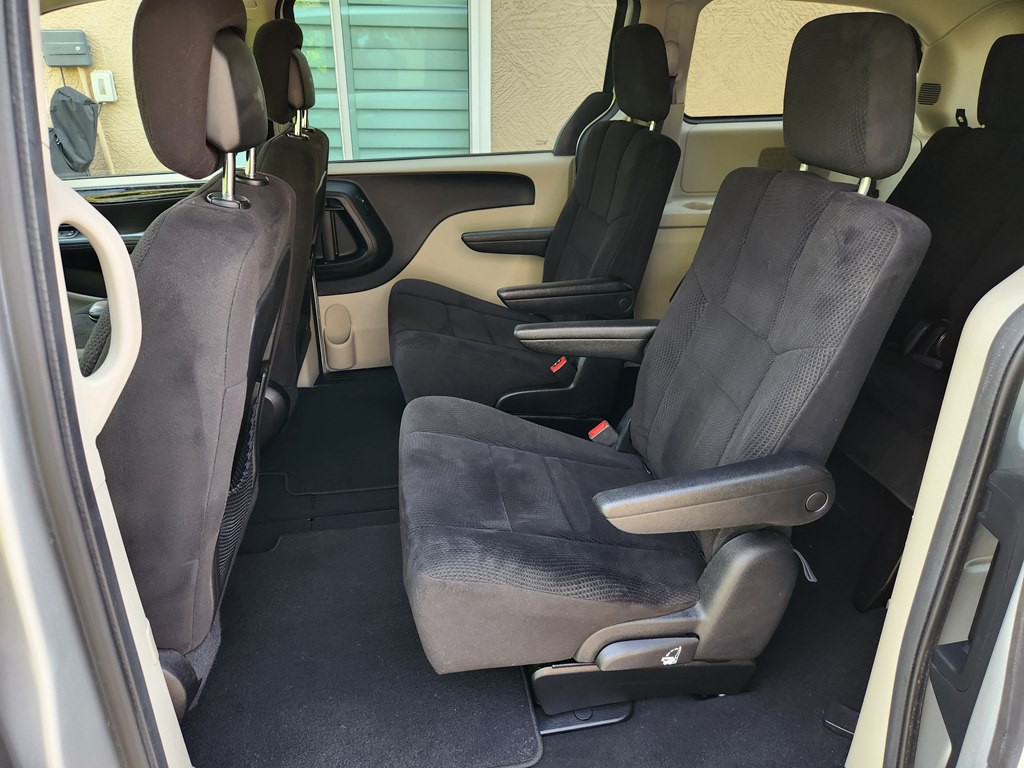 2012 Dodge Grand Caravan Image 27