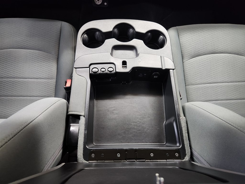 2016 RAM 1500 Image 38