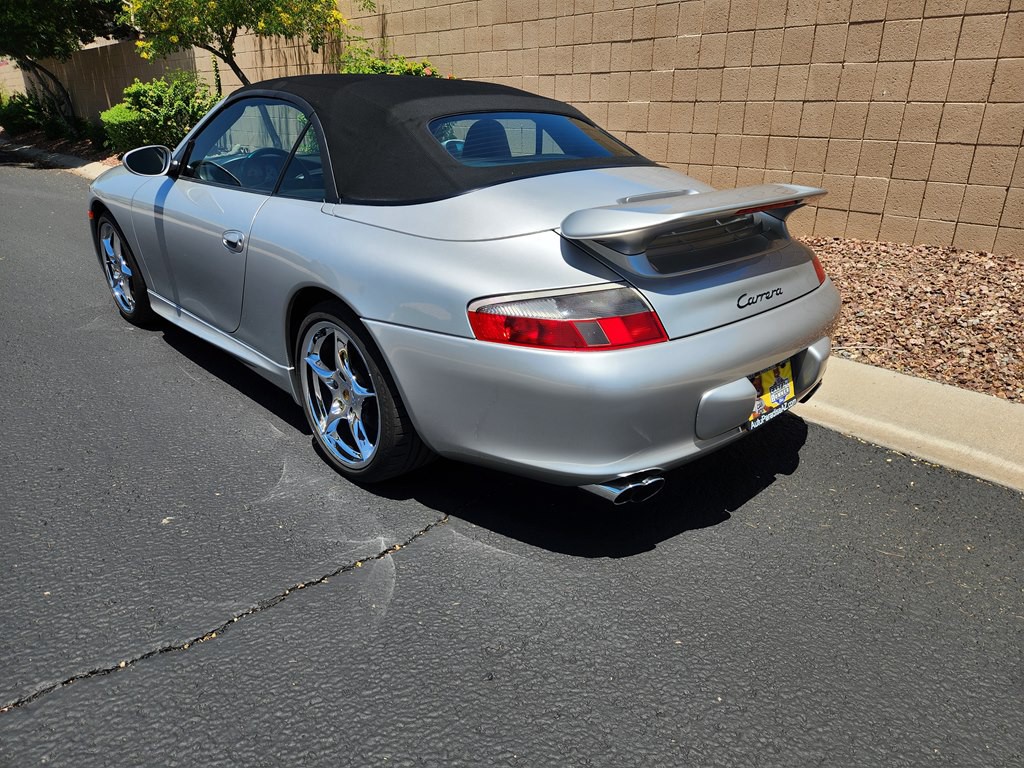2003 Porsche 911 Image 13