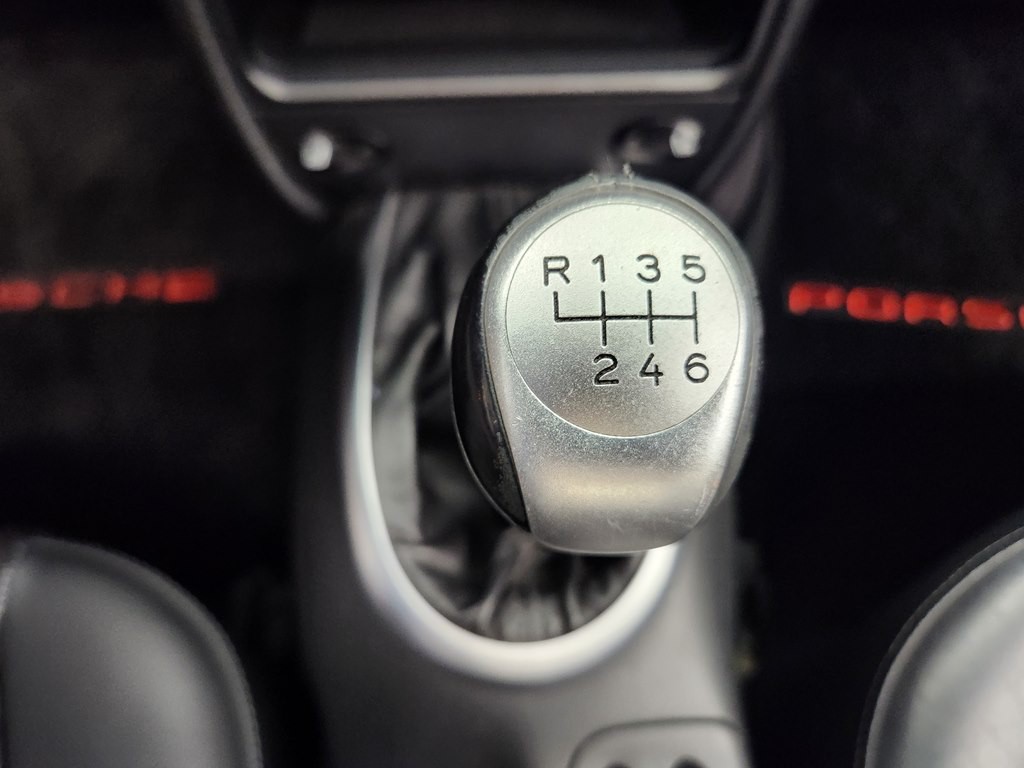 2003 Porsche 911 Image 38
