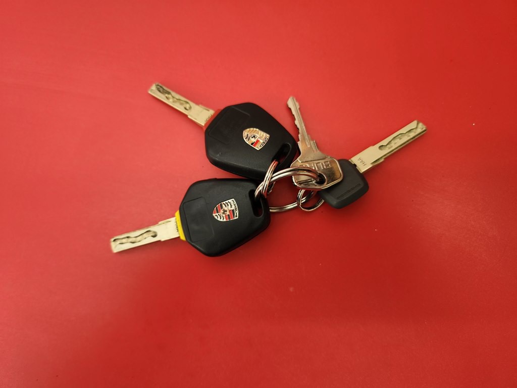 2003 Porsche 911 Image 41