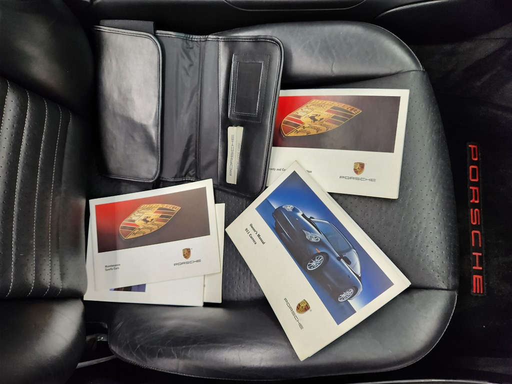 2003 Porsche 911 Image 39