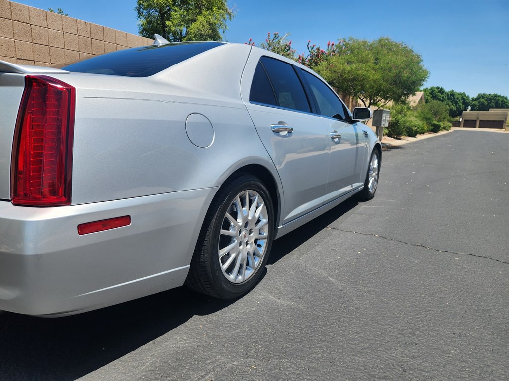 2011 Cadillac STS Image 4