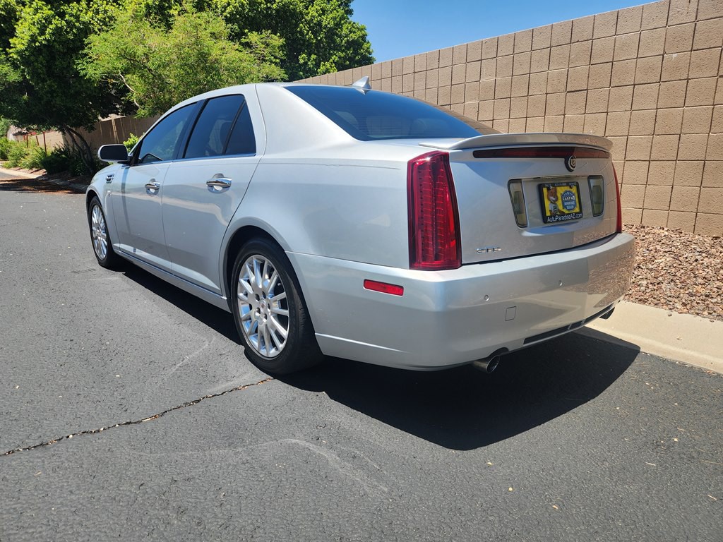2011 Cadillac STS Image 10