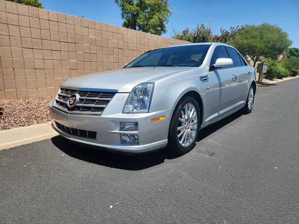 2011 Cadillac STS Image 12