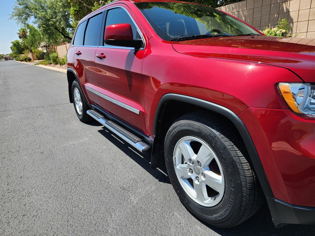 2012 Jeep Grand Cherokee Image 18