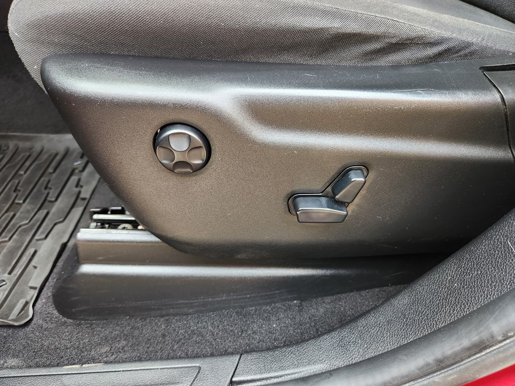2012 Jeep Grand Cherokee Image 30