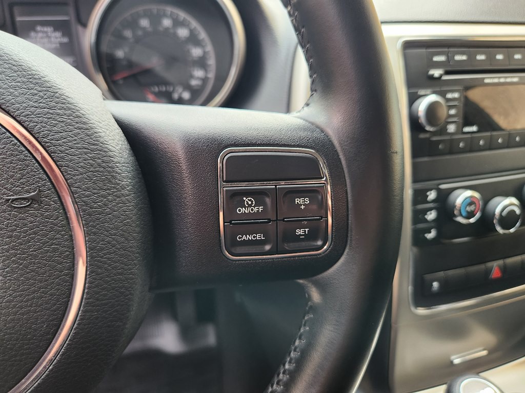 2012 Jeep Grand Cherokee Image 34