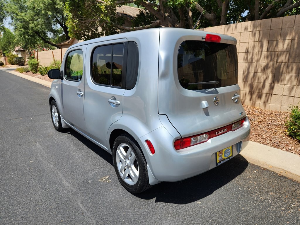 2013 Nissan Cube Image 8