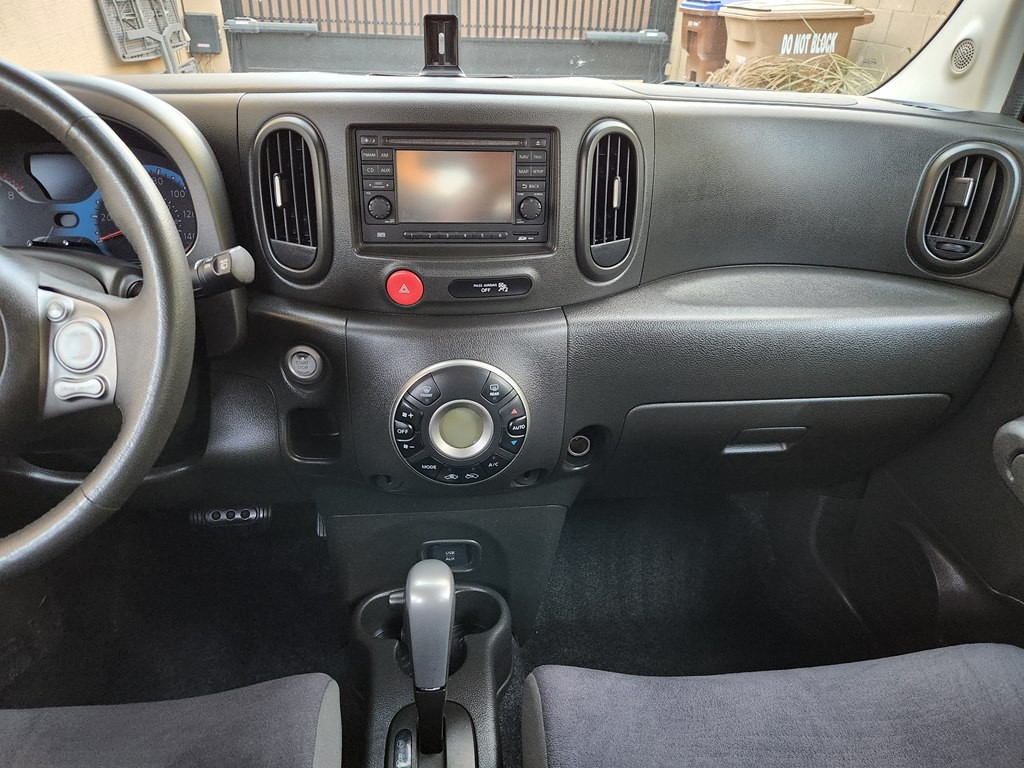 2013 Nissan Cube Image 39