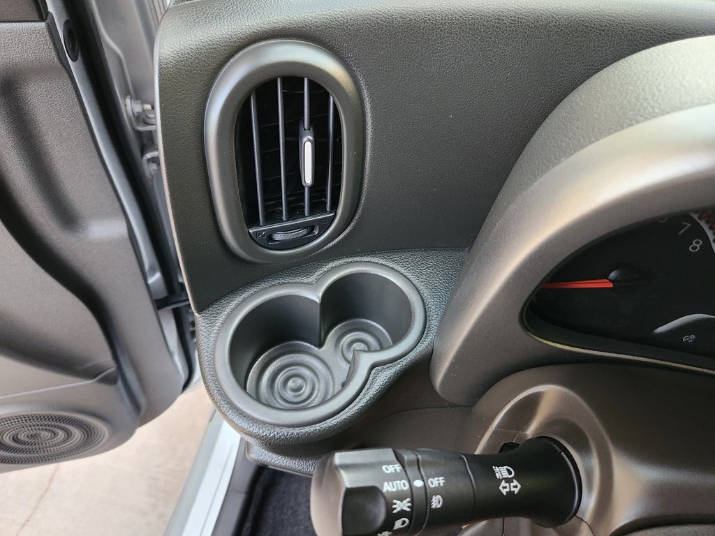 2013 Nissan Cube Image 53