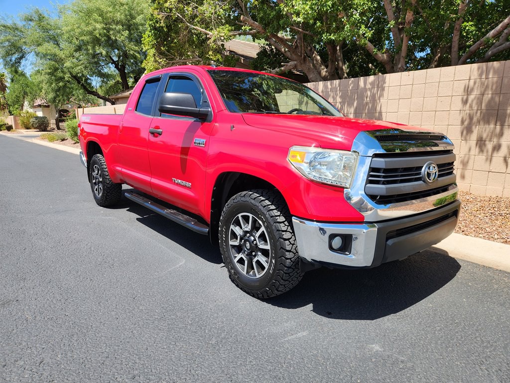 2015 Toyota Tundra Image 1