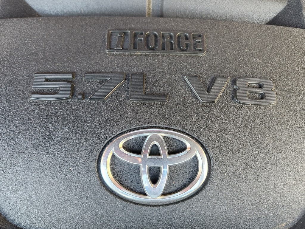 2015 Toyota Tundra Image 18