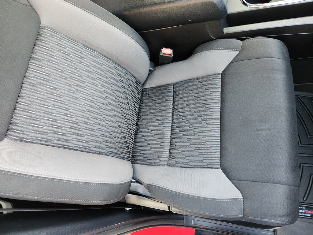 2015 Toyota Tundra Image 25