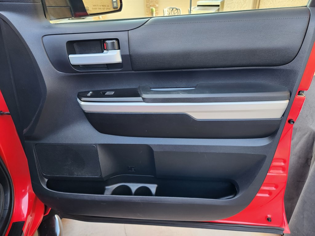 2015 Toyota Tundra Image 26