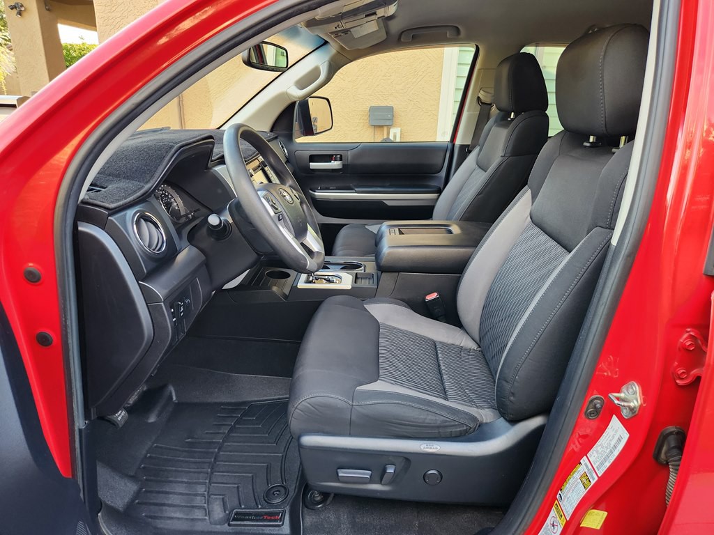 2015 Toyota Tundra Image 34