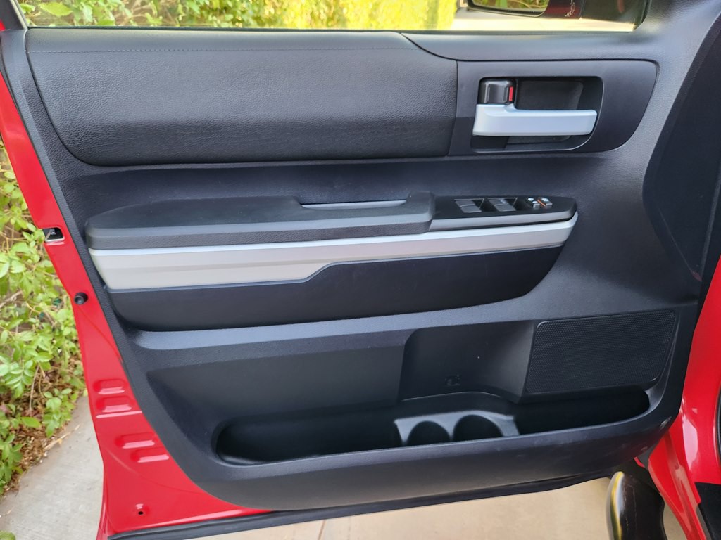 2015 Toyota Tundra Image 36