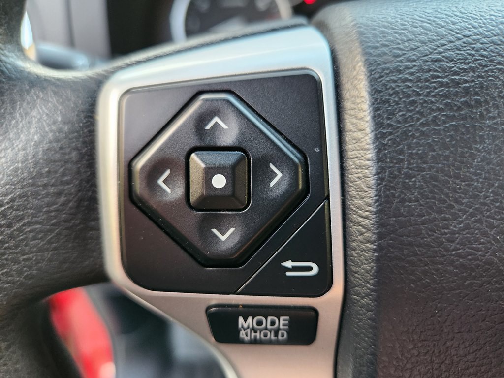 2015 Toyota Tundra Image 38