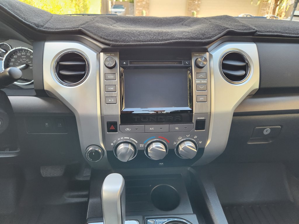 2015 Toyota Tundra Image 42