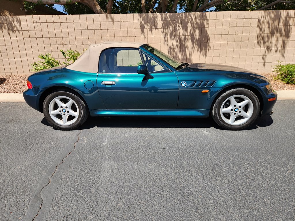 1998 BMW Z3 Image 2
