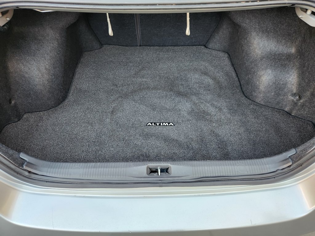 2011 Nissan Altima Image 6