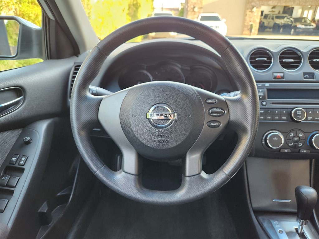 2011 Nissan Altima Image 31