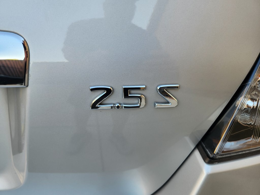 2011 Nissan Altima Image 46