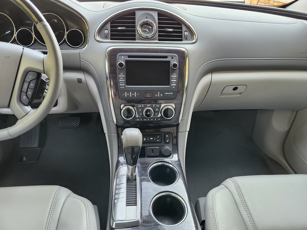 2017 Buick Enclave Image 45