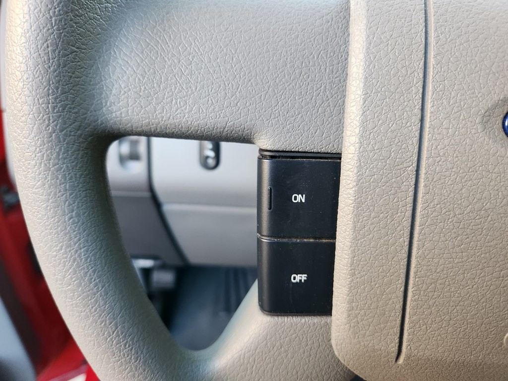 2004 Ford F-150 Image 34